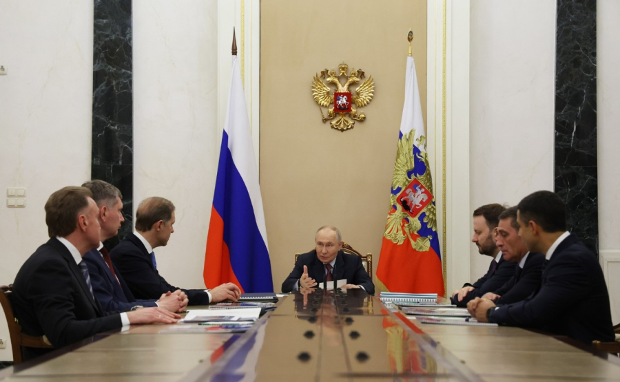 От соды до ракет: Владимир Путин провел совещание по вопросам развития химической промышленности